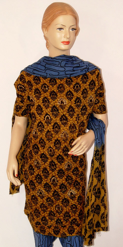 Designer Cotton Printed Suit Un-stitched 10247