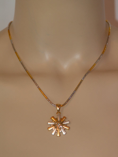 Designer Pendant Set 10255