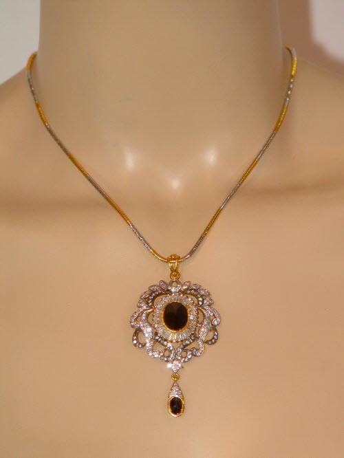 Designer Pendant Set (Cut-Stone with A.D.) 10275