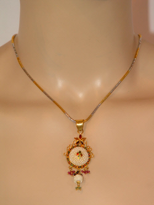 Designer Pendant Set (Real Stones and Pearl) 10278
